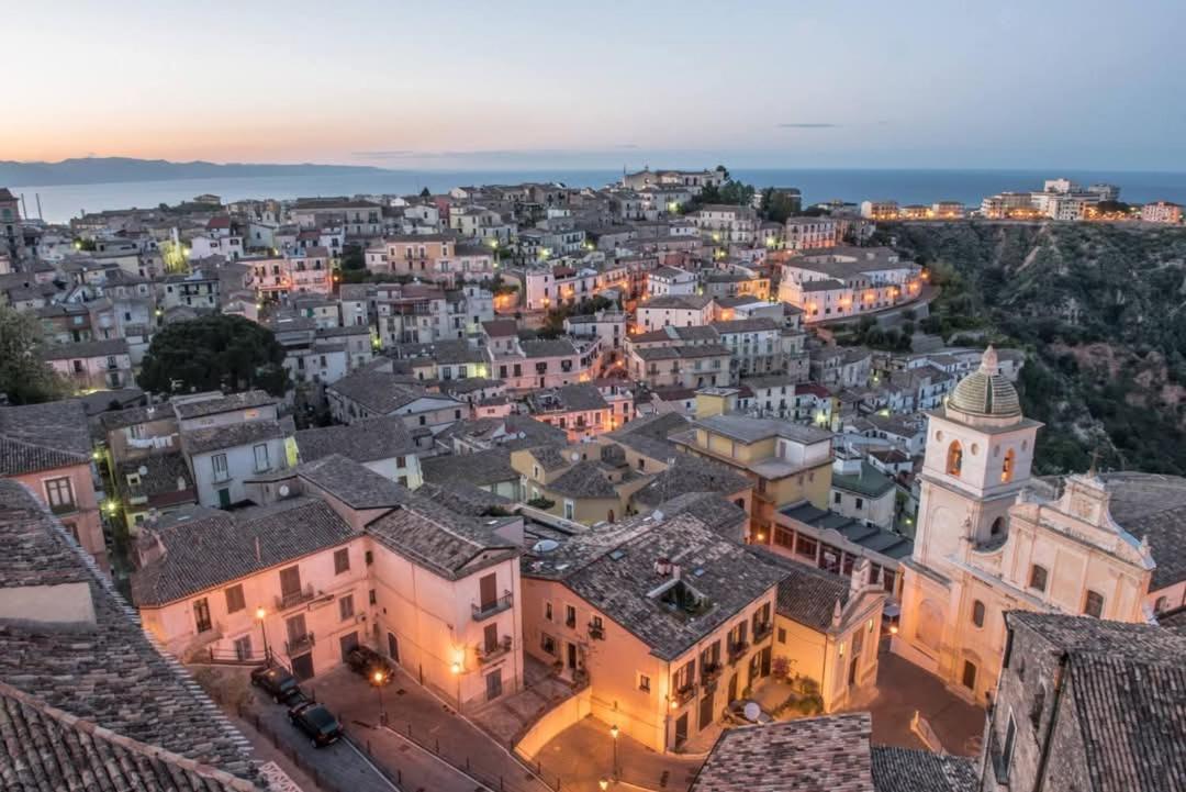 B&B Domus Purpurea Rossano Bagian luar foto