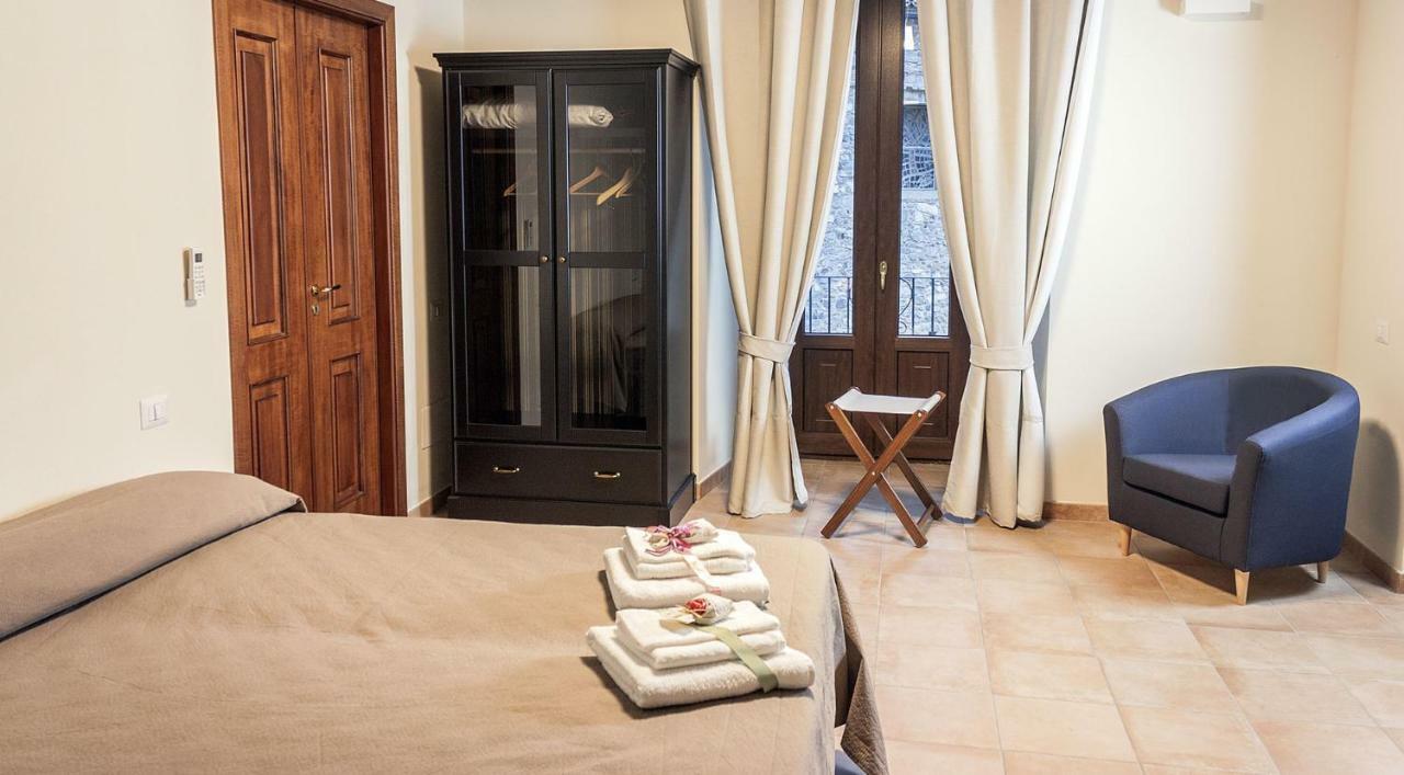 B&B Domus Purpurea Rossano Bagian luar foto