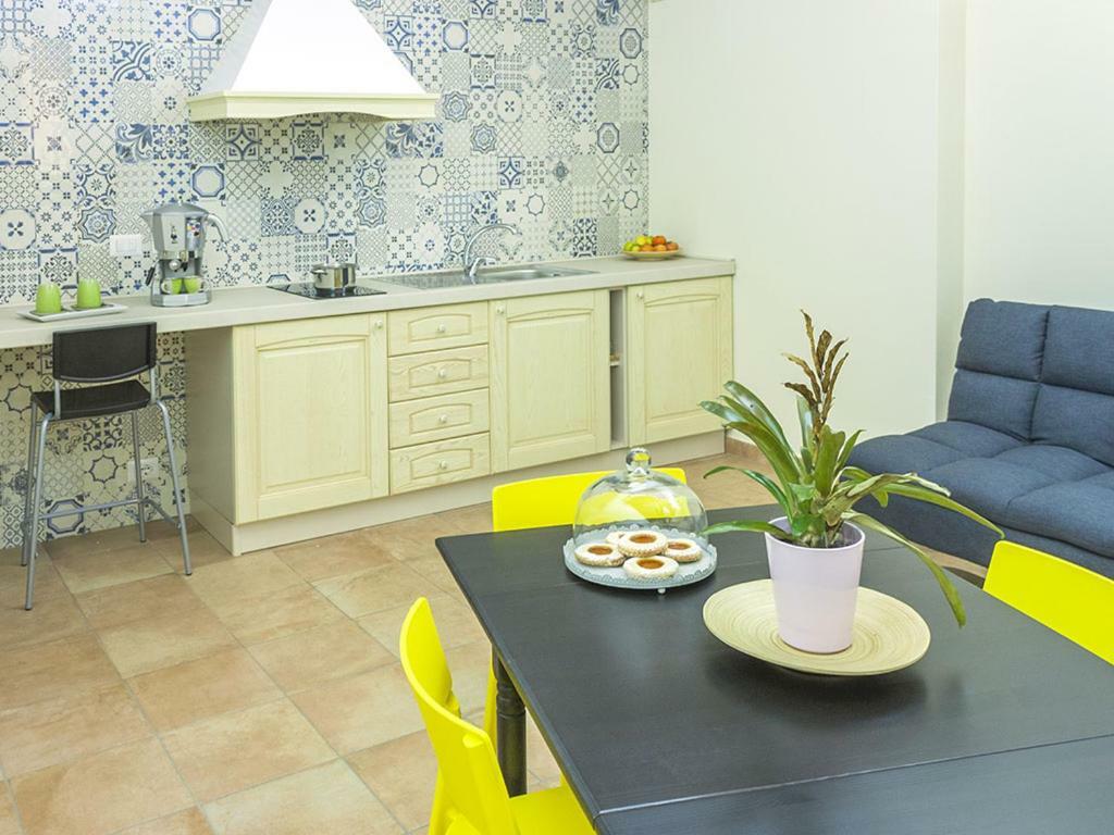 B&B Domus Purpurea Rossano Bagian luar foto