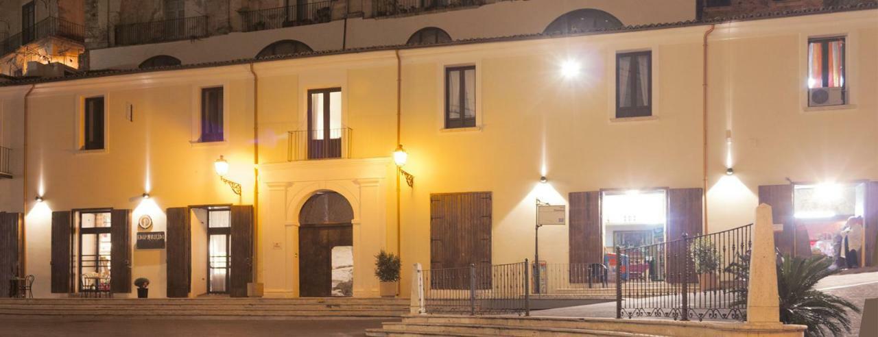 B&B Domus Purpurea Rossano Bagian luar foto